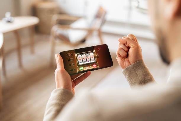 sikat app installation and login interface on mobile device